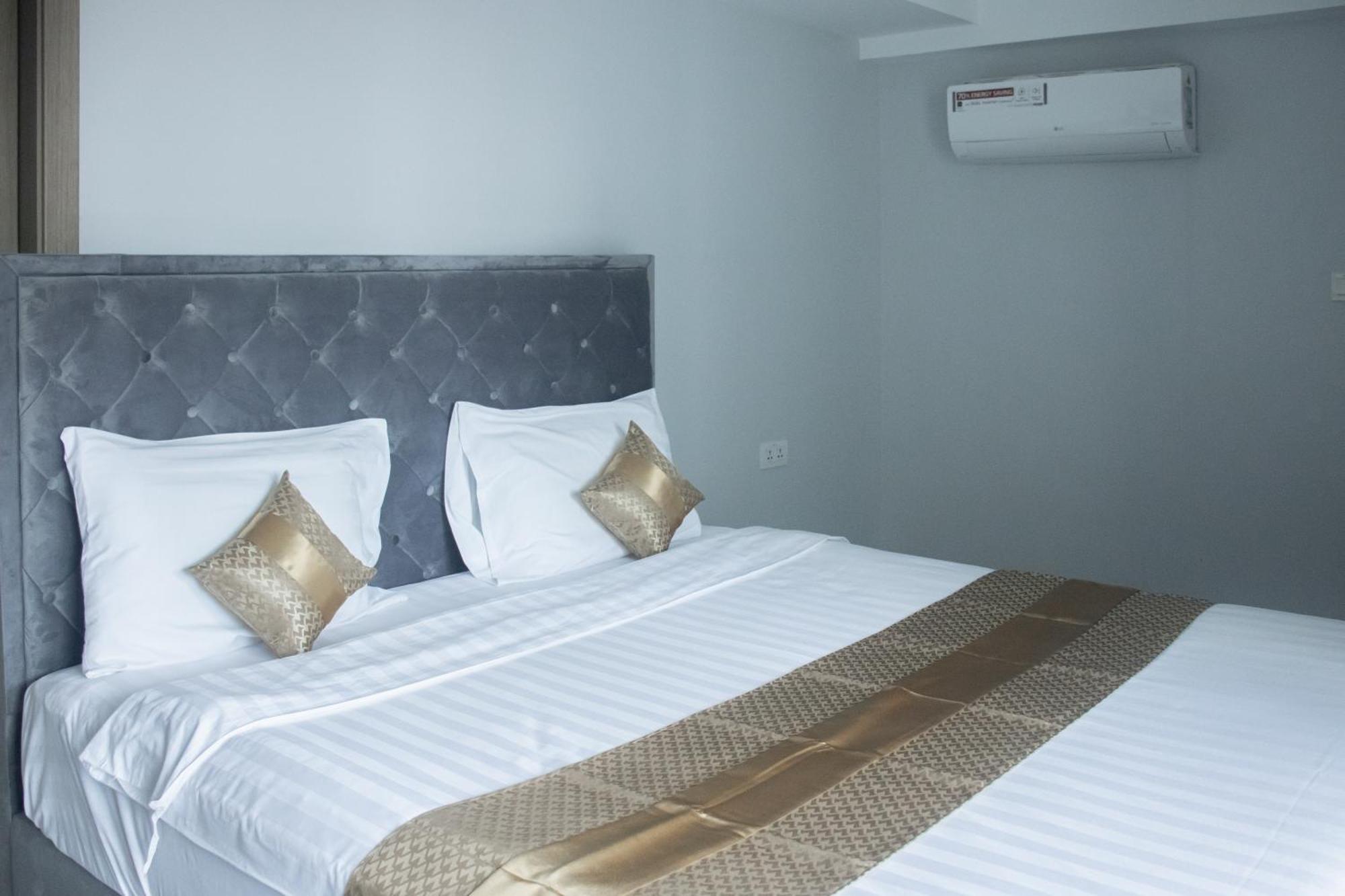 Parc21 Luxury Boutique Hotel بنوم بنه المظهر الخارجي الصورة